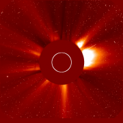 Вспышка балла: M6.5 от 11 Апреля. Фотография солнечного ветра в оптическом диапазоне. Иструмент LASCO/C2 на борту спутника SOHO