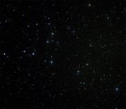 Волосы Вероники<br />внизу три галактики<br />5х2мин800ISO<br />Юпитер37,EQ5,Canon350Da
