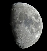 moon 04.05.09.jpg