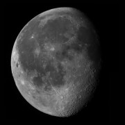 Moon_2009-07-12.jpg